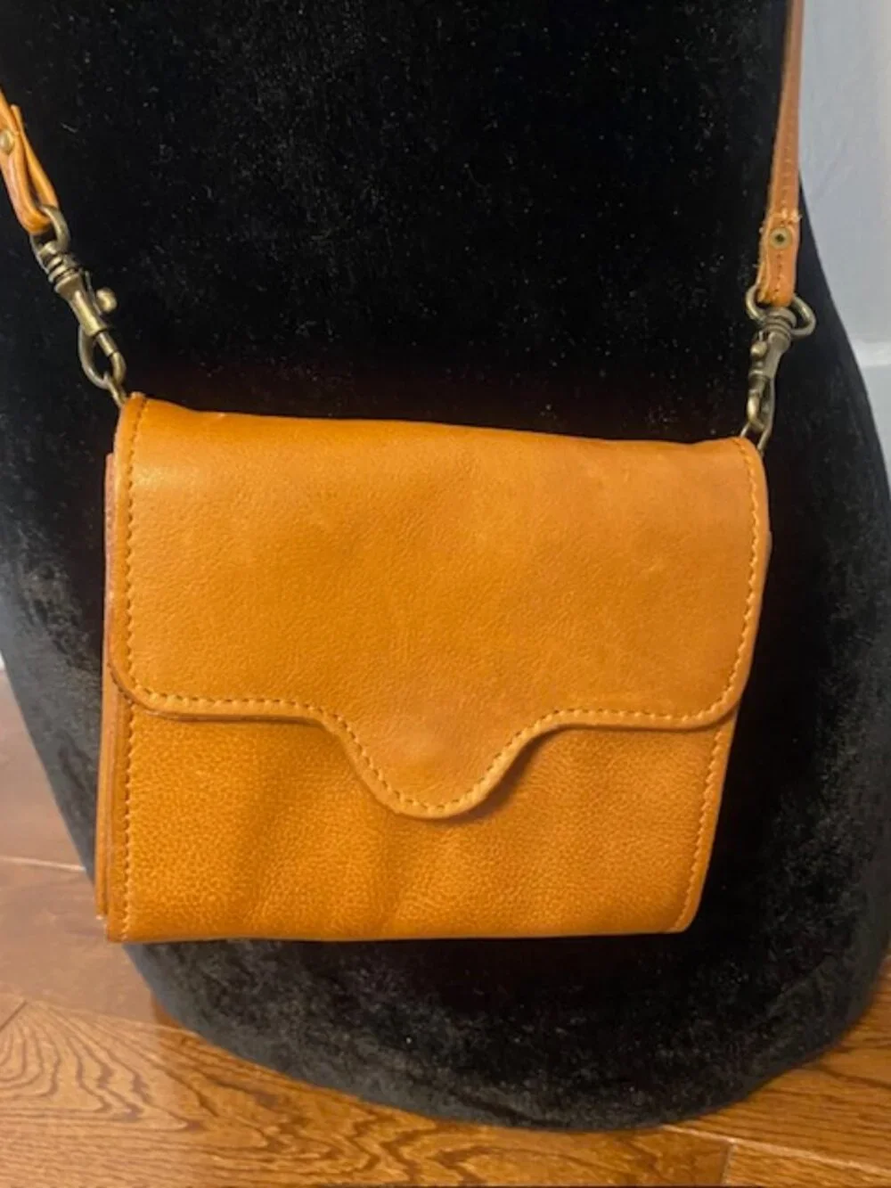 Mango Leather Brown Purse/ Wallet Cross Body Bag - Picture 3 of 16